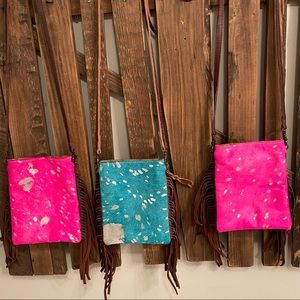 🩷🩷PINK back in stock🩵Small Crossbody Cowhide Purse Western Cell Fringe Leather🩵